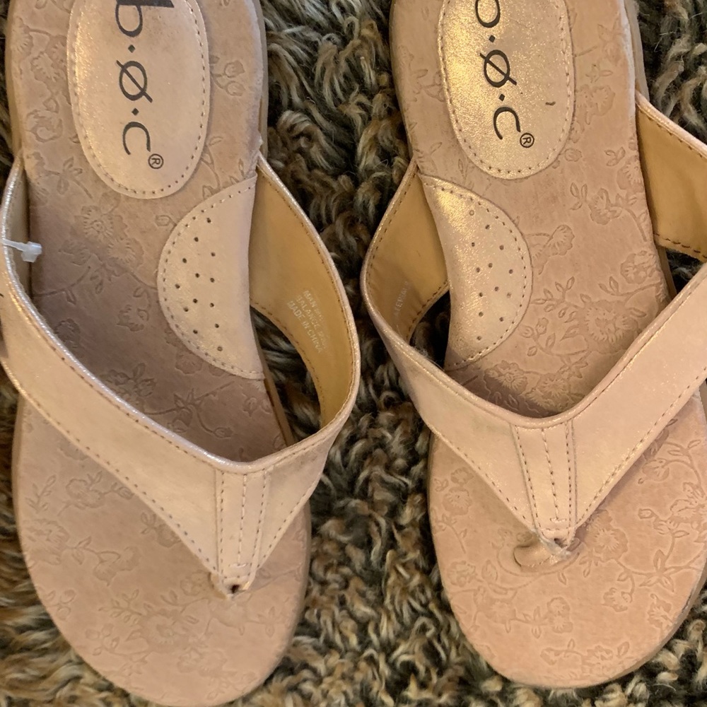 Brand new boc sandals, champagne color